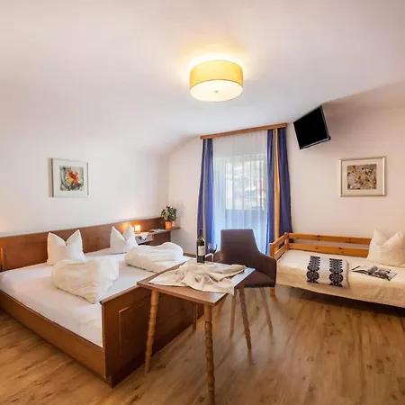 Brugger 4 Personen Apartment *